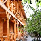 Горящие туры в Абхазию, в отели 1*, 2*, 3*, для 2 взрослых 2024 - Гостевой дом На Фабричной
