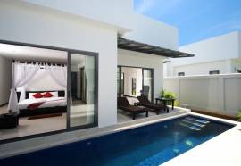 Seastone Private Pool Villas