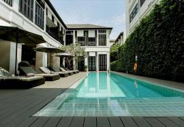 99 The Heritage Hotel