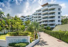 Sansuri Phuket, Surin