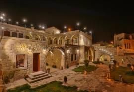 Acropolis Cave Suite