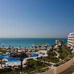 Для молодоженов туры в Бахрейн, для 2 взрослых, июнь 2024 - Sofitel Bahrain Zallaq Thalassa Sea & Spa Hotel
