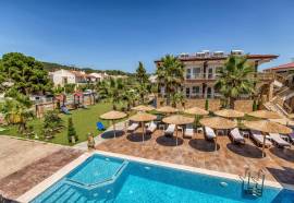 Greek Pride Hotel and Apartments