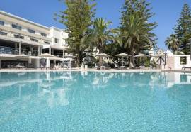 Vantaris Luxury Beach Resort