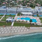 Горящие туры, для 2 взрослых, на 13 дней 2024 - Sea Coast Resort Halkidiki