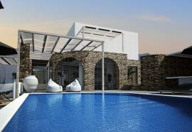 Mr&Mrs White Mykonos