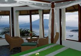 Coconuts Beach Resort