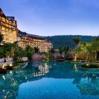 Туры в Китай, в отели 5*, для 2 взрослых 2024 - Shixishu Jianguo Yalong Bay Resort
