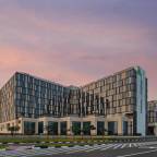 Горящие туры из Минеральных Вод, для 2 взрослых 2024 - Holiday Inn Dubai Al-Maktoum Airport, an IHG Hotel