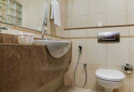 OYO Home 185 Marina Facing 2BHK