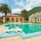 Недорогие для молодоженов туры в Абхазию, в отели 1*, 2*, 3*, для 2 взрослых, на 8 дней, август 2024 - Пансионат Лазурный Берег