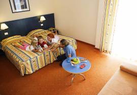 Socializing Hotel Mirna - LifeClass Hotels & Spa