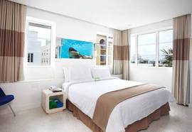 Clevelander Hotel