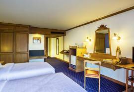 Lotus Hotel Pang Suan Kaew