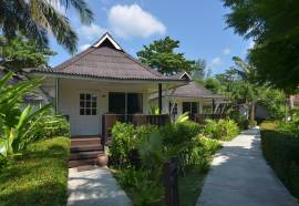 Nakara Long Beach Resort