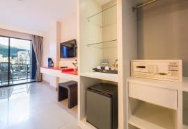 Alfresco Phuket Hotel