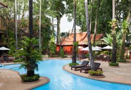 Royal Phawadee Village Resort