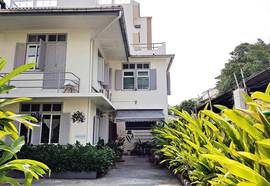 Dinsomon Hotel