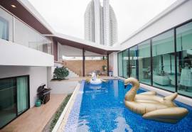 Movenpick Pool Villa by Hello Pattaya