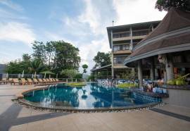 Peach Hill Hotel & Resort