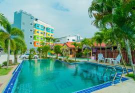 Phaithong Sotel Resort