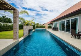 The Ville Jomtien Pool Villa