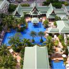 Для молодоженов туры на Пхукет, Таиланд из Красноярска, для 2 взрослых, осень 2024 - Holiday Inn Resort Phuket