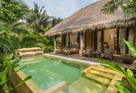 High Season Pool Villa & Spa