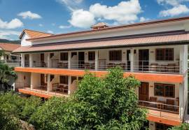 Batic House By Sharaya Hotel