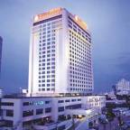 Туры в Таиланд из Новокузнецка в отели 4* для 2 взрослых на новый год 2025 - Radisson Suites Bangkok Sukhumvit