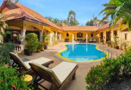 Coconut Paradise Villas