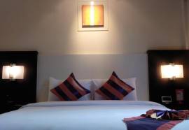 Studio Sukhumvit 18 by iCheck inn