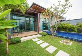 Saiyuan Estate by TropicLook