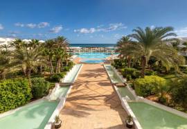 Radisson Blu Palace Resort & Thalasso
