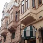 Туры в Стамбул Турцию для 2 взрослых на 10 дней на майские праздники 2026 - Tom Square Boutique Hotel