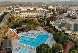 Lucida Beach Hotel