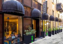 Ayramin Deluxe Hotel