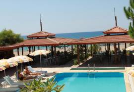 As Queen Beach Hotel