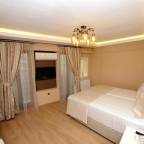 Недорогие горящие для молодоженов туры в Стамбул Турцию для 2 взрослых на 8 дней на январь 2026 - Rooms Inn Taxim