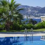 Премиальные для молодоженов туры в Бодрум Турцию в лучшие отели для 2 взрослых на 6 дней на май 2026 - Platinum Beach Apartments