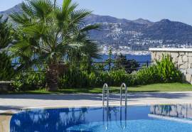 Platinum Beach Apartments