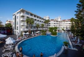 Side Star Beach Hotel