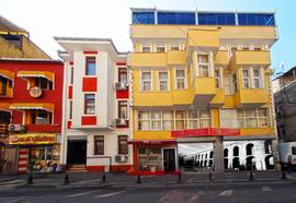 The Queen Hotel