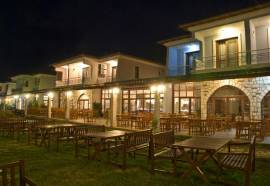 Akay Garden Family Club