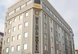 Met Gold Hotel