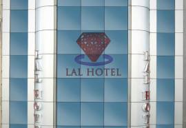 Lal Hotel