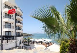 Med-Inn Boutique Hotel