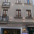 Туры в Стамбул Турцию из Казани в лучшие отели для 2 взрослых от Travelata на праздники 2026 - Stay Inn Taksim Hostel