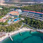 Для молодоженов туры в Кушадасы, Турцию, в отели 5*, для 2 взрослых, на 9 дней, лето, от Sunmar 2024 - Pine Bay Holiday Resort