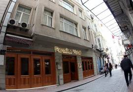 Paradise Hotel, Istanbul